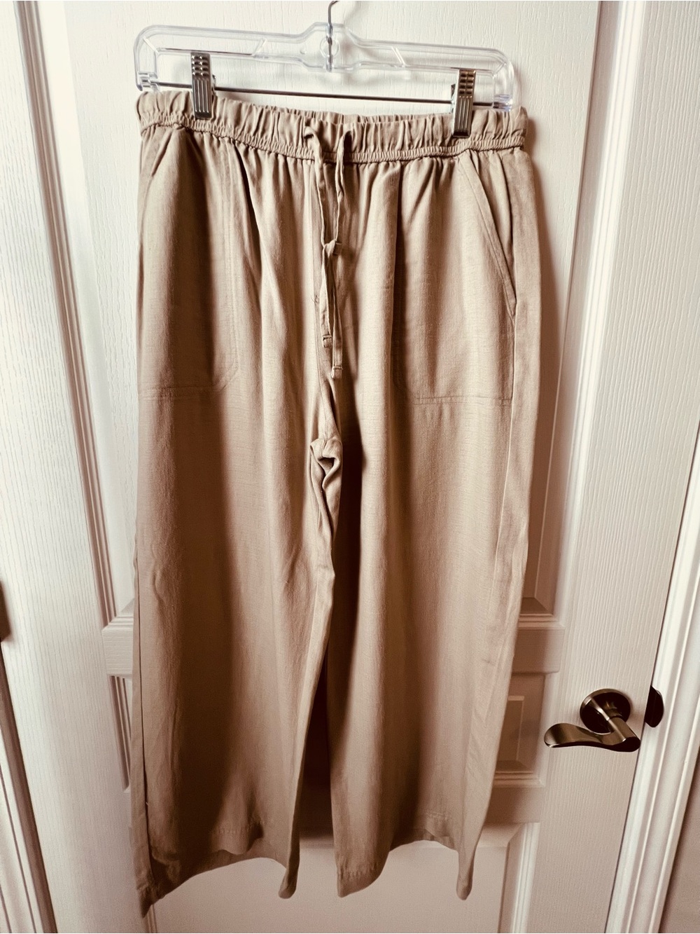 Splendid Women’s Drawstring Chinos in Light Tan